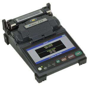 Сварочный аппарат для оптоволокна Fujikura 12S “Kit-A” Plus Сварочный аппарат для оптоволокна Fujikura 12S “Kit-A” Plus
